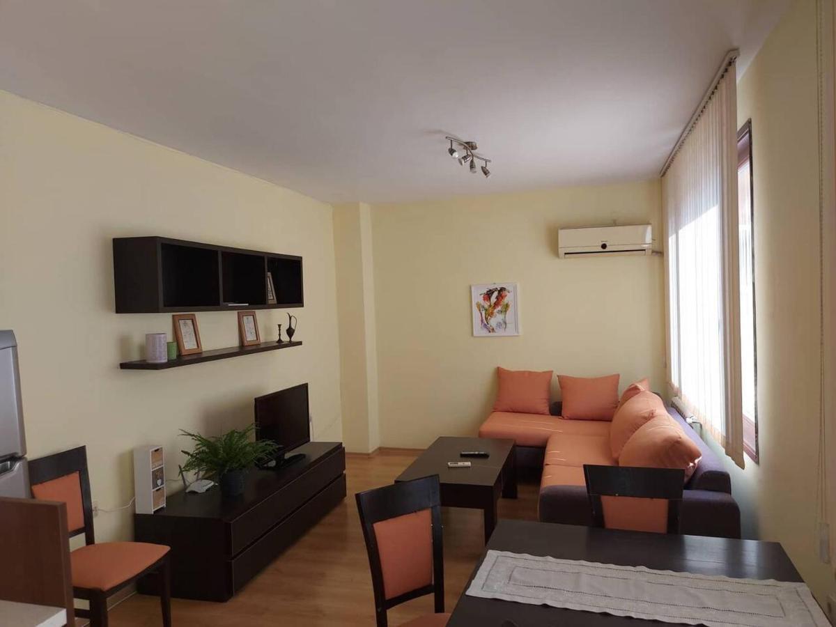 The Terrace Apartment Stara Zagora Buitenkant foto